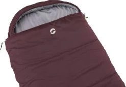 Outwell Campion Lux Slaapzak - Aubergine Rood 11 Outwell Campion Lux Slaapzak - Aubergine Rood -Winkel Voor Kampeerartikelen 1069 1900 5709388127891 campion lux aubergine feature photo11