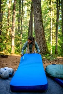 Therm-A-Rest MondoKing 3D 11.0 L Zelfopblazende Slaapmat 19 Therm-A-Rest MondoKing 3D 11.0 L Zelfopblazende Slaapmat -Winkel Voor Kampeerartikelen 1900 1267 2020 thermarest oregon 3sisters geiser 0623