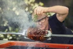 Everdure Fusion Houtskool Barbecue -Winkel Voor Kampeerartikelen 800 1200 brand shoot heston blumenthal 6