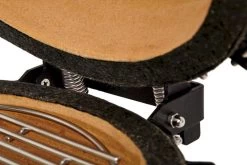 Kamado Joe Junior Barbecue -Winkel Voor Kampeerartikelen 800 1200 kamadojoejr hinge3 cmyk