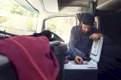 Dometic TropiCool TCX 35 Elektrische Koelbox - 33 Liter -Winkel Voor Kampeerartikelen 900 1350 dometic truck cooler drink stop 1